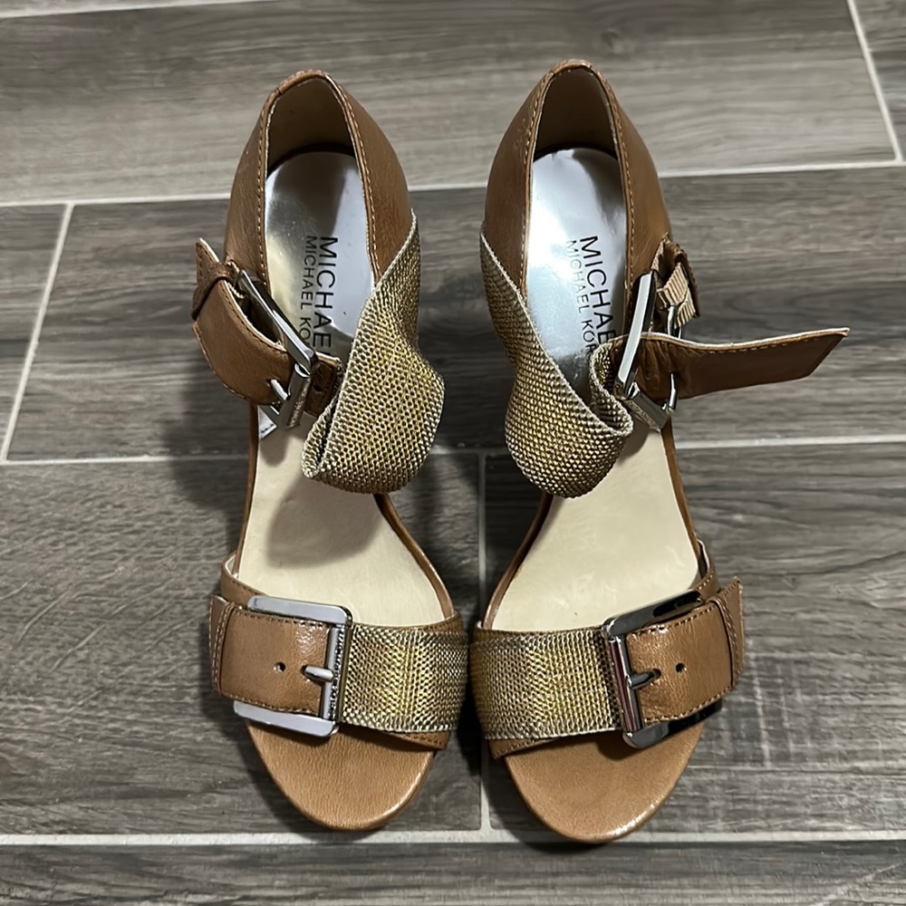 Micheal Kors buckle heels